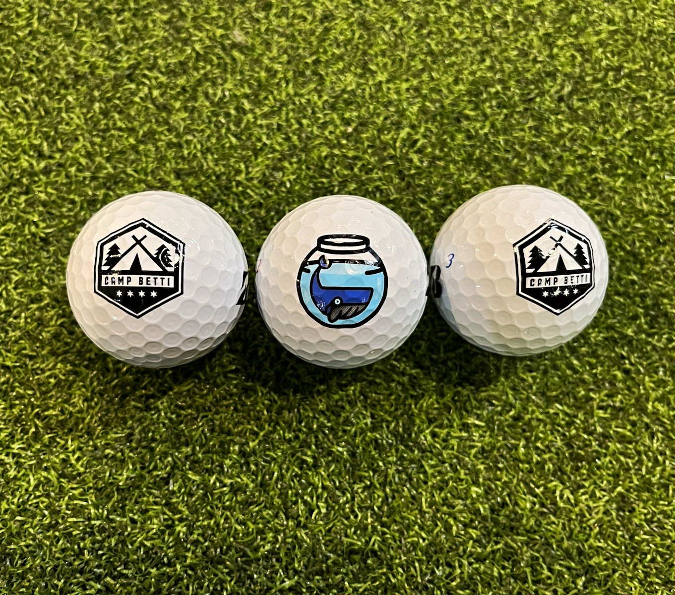 Bettinardi Logo Bridgestone Tour B 3 Golf Balls Fishbowl & Camp Betti New Bettinardi Logo Bridgestone Tour B 3 Golf Balls Fishbowl & Camp Betti New