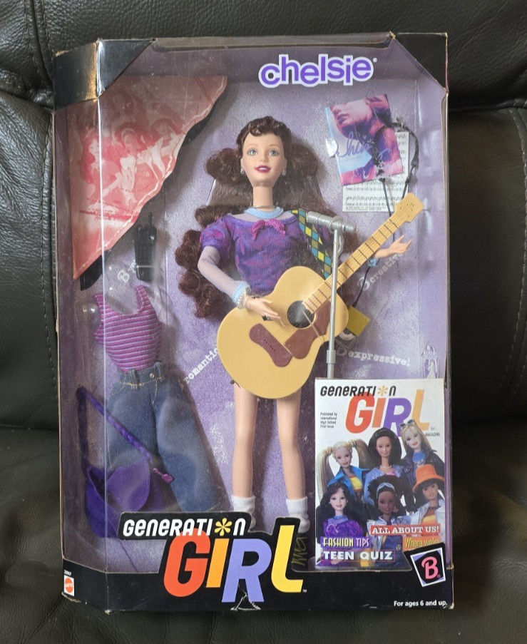 MIB Vintage 1998 Generation Girl Chelsie Doll Musician 1st Edition Barbie Friend