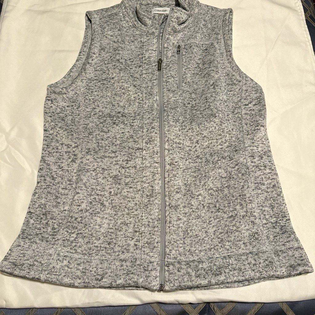 Calvin Klein Women’s Gray Heathered Full Zip Sleeveless Vest Jacket Size L Calvin Klein Women’s Gray Heathered Full Zip Sleeveless Vest Jacket Size L