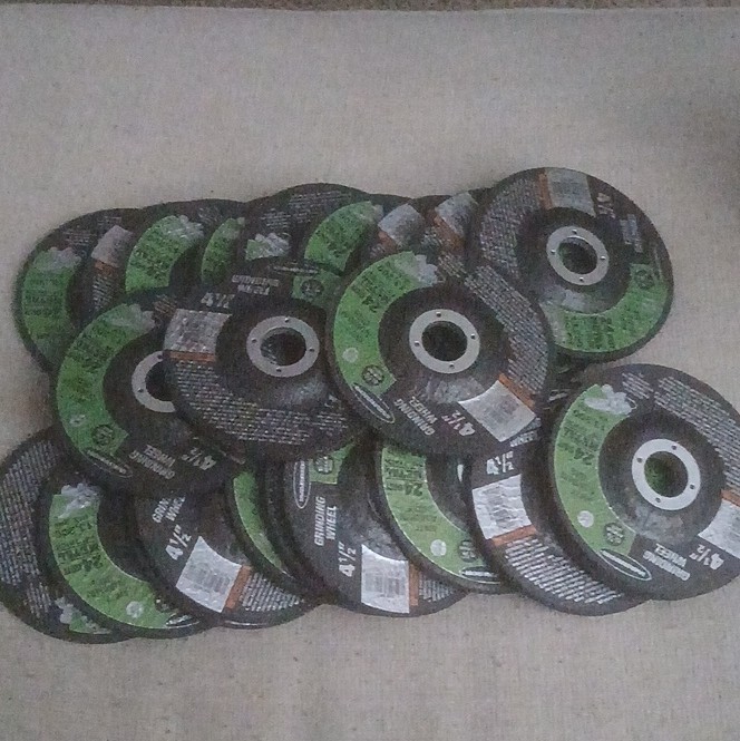 23pc LOT Warrior Grinding Wheel 4.5 23pc LOT Warrior Grinding Wheel 4.5