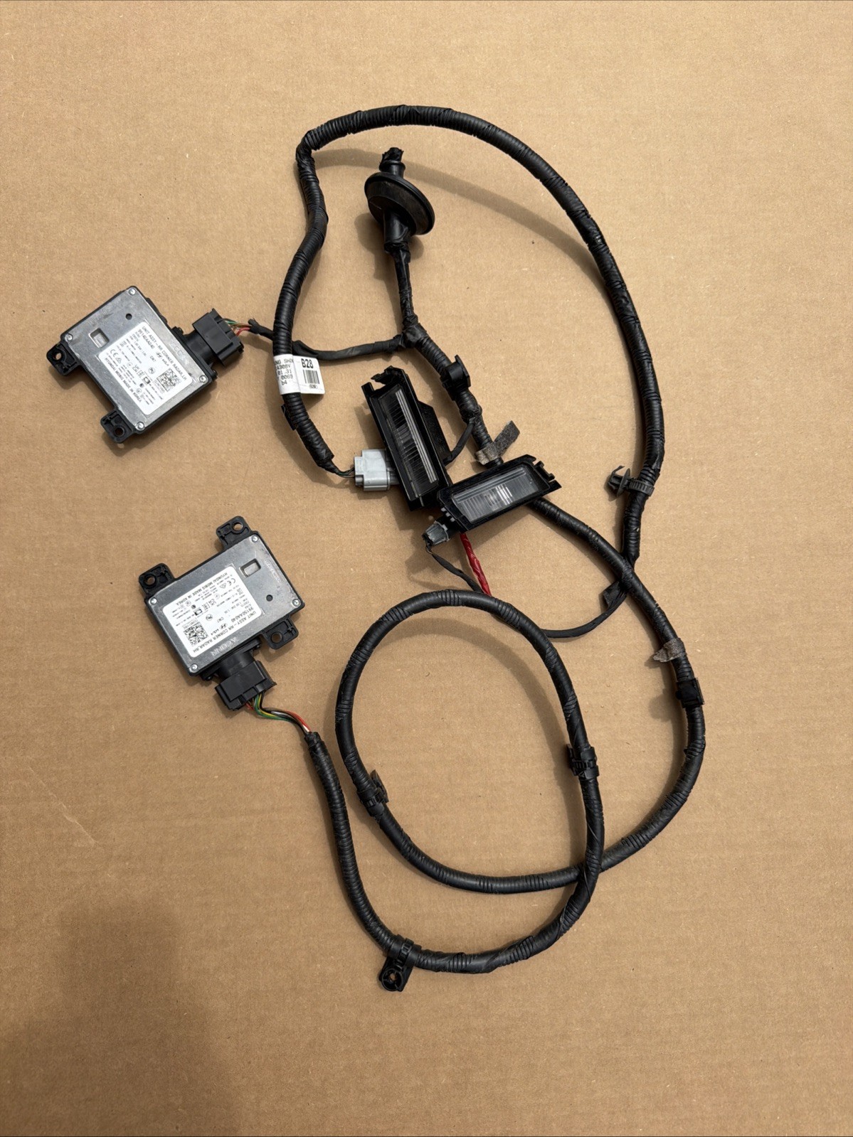 2021-2023 Hyundai Elantra Rear Blind Spot Radar Sensor Wire Harness OEM 2021-2023 Hyundai Elantra Rear Blind Spot Radar Sensor Wire Harness OEM