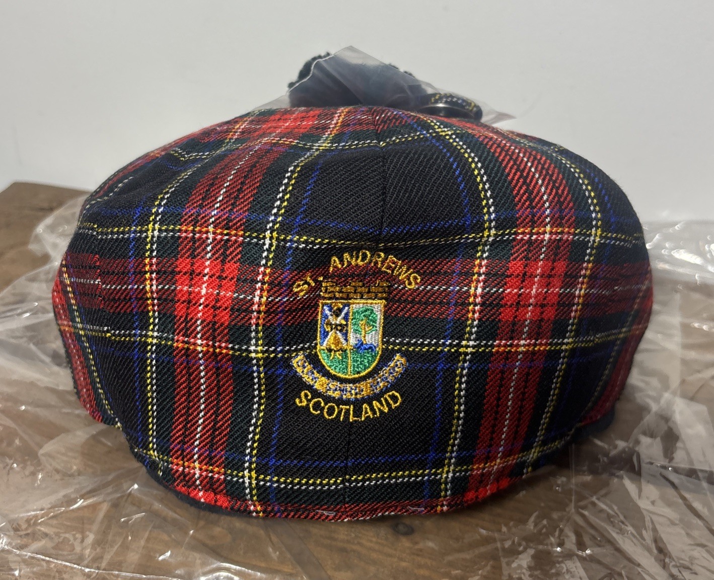 Vintage St Andrews Tartan Wool Flat Cap Plaid Pom Golf Scotland Medium NEW