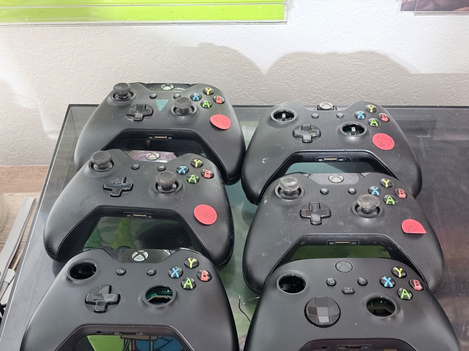 Lot of 6 Microsoft Xbox One Wireless Controller For Parts or Repairs