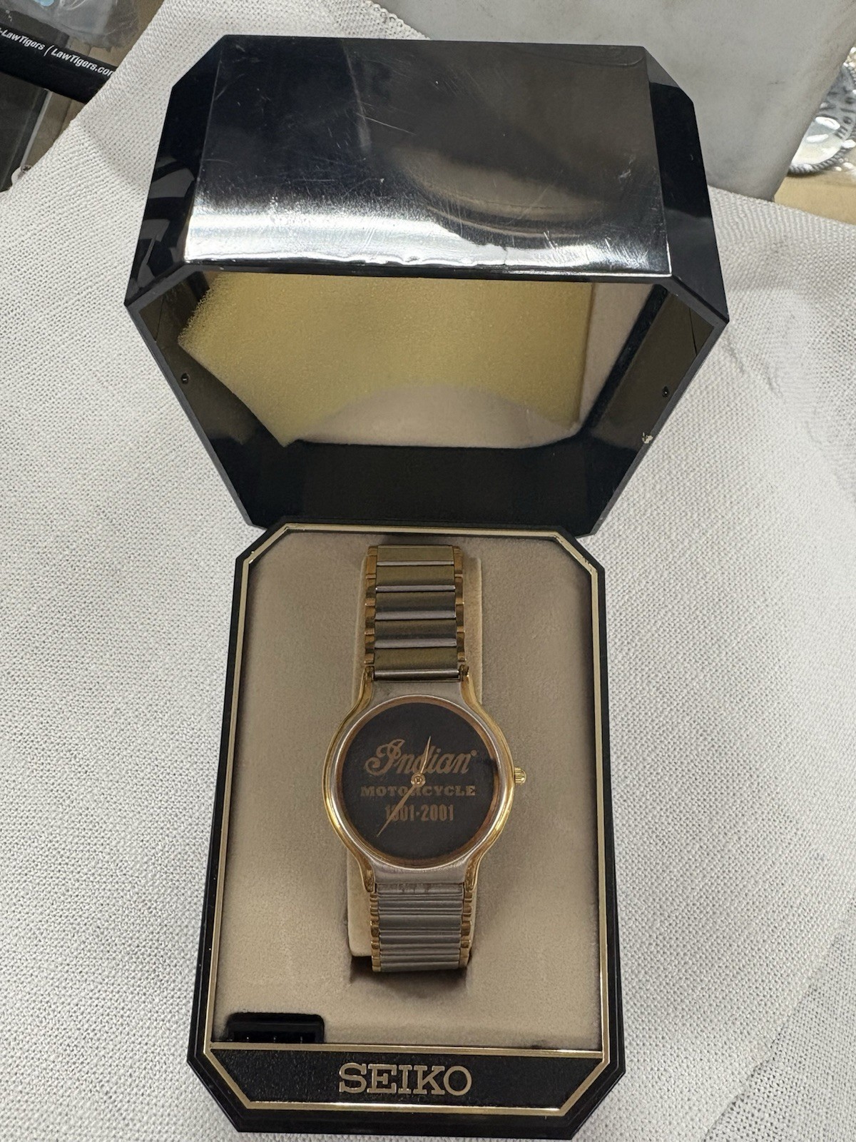 Vintage Indian Motorcycle Seiko Two Tone Wristwatch 100th Anniversary New Vintage Indian Motorcycle Seiko Two Tone Wristwatch 100th Anniversary New