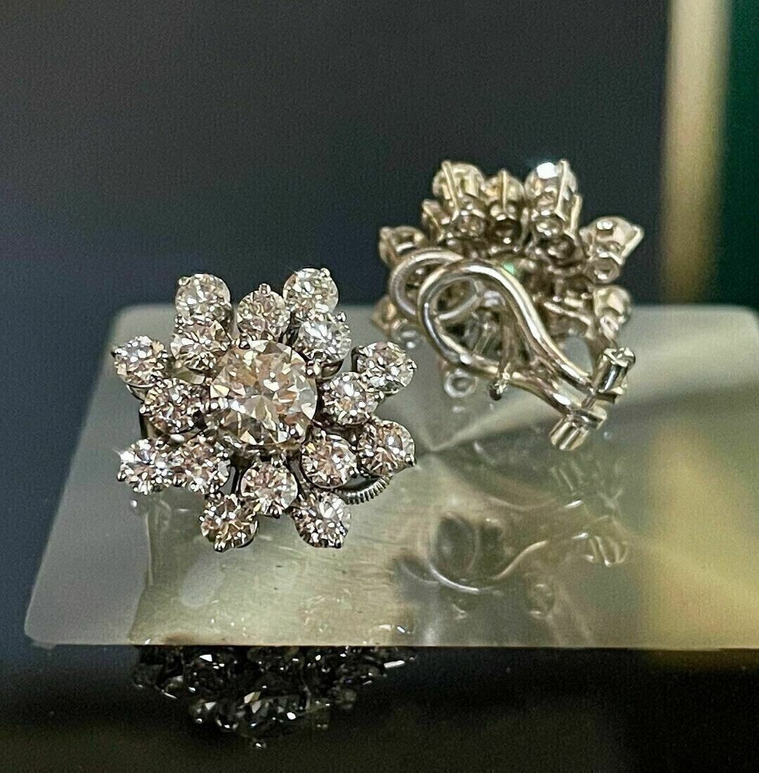 Round Cut Simulated Diamond Women's Flower Stud Earrings 14K White Gold Plated
