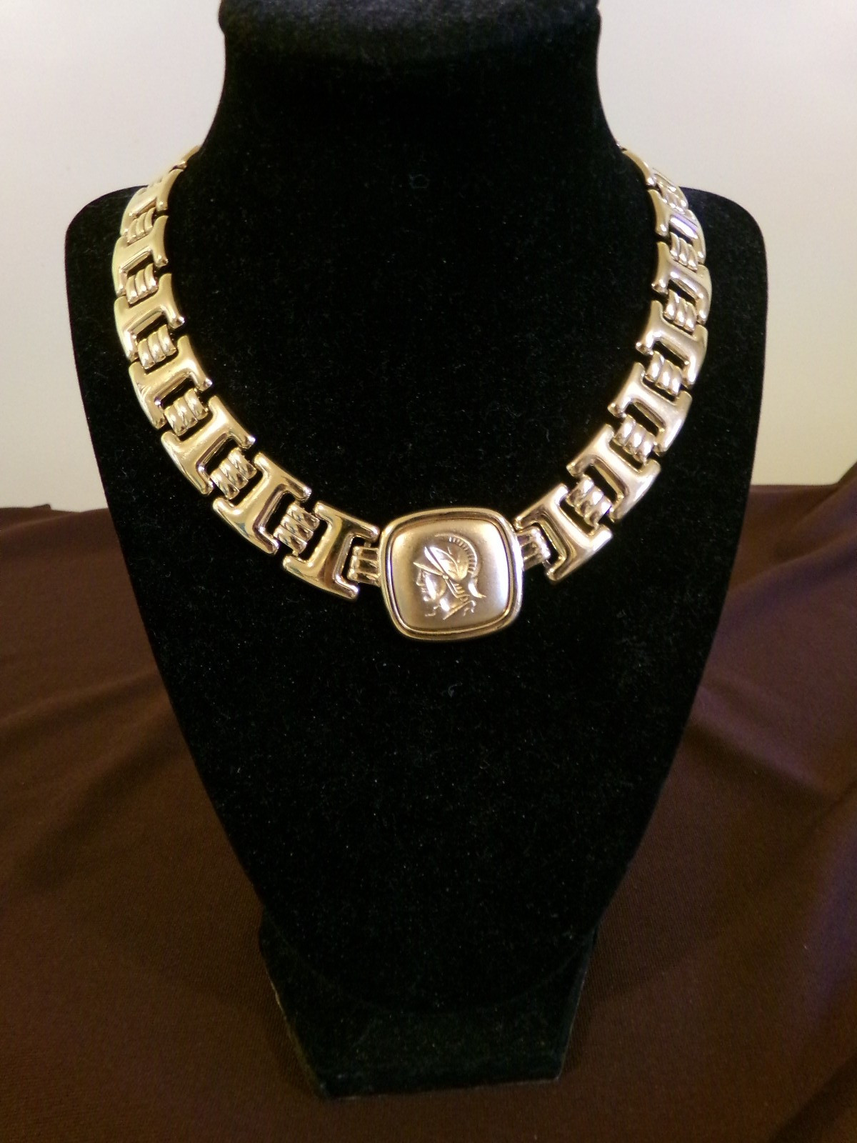 Vtg. Monet 1980s gold-tone Etruscan Revival Chunky Collar Necklace w/ Centurion