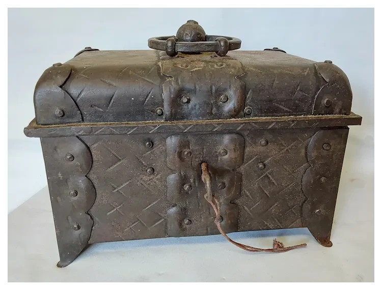 Antique Primitive Hand Wrought Iron Safe Strongbox with Key Antique Primitive Hand Wrought Iron Safe Strongbox with Key