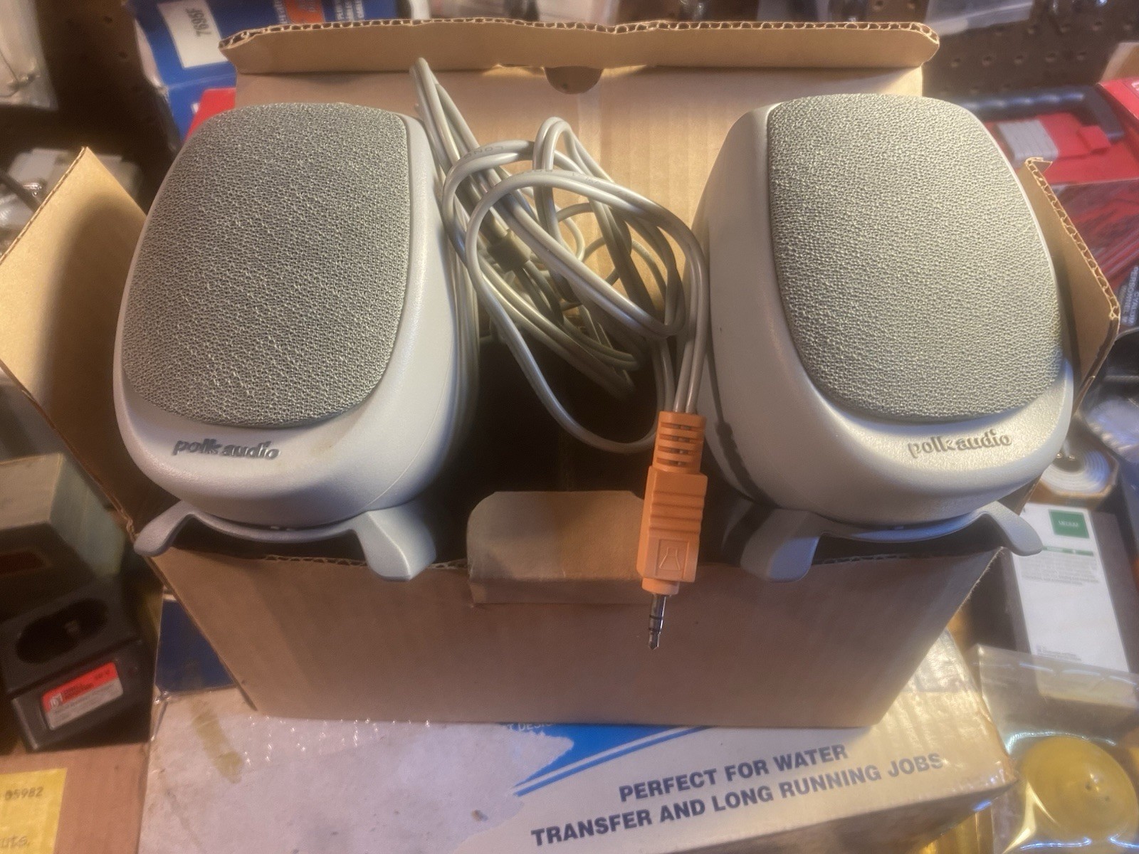 POLK AUDIO F WIRED DESKTOP PAIR SPEAKERS POLK AUDIO F WIRED DESKTOP PAIR SPEAKERS