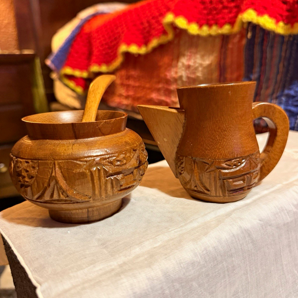 VTG  Hand Carved Monkey Pod Wood Sugar Bowl & Creamer Pitcher Set
