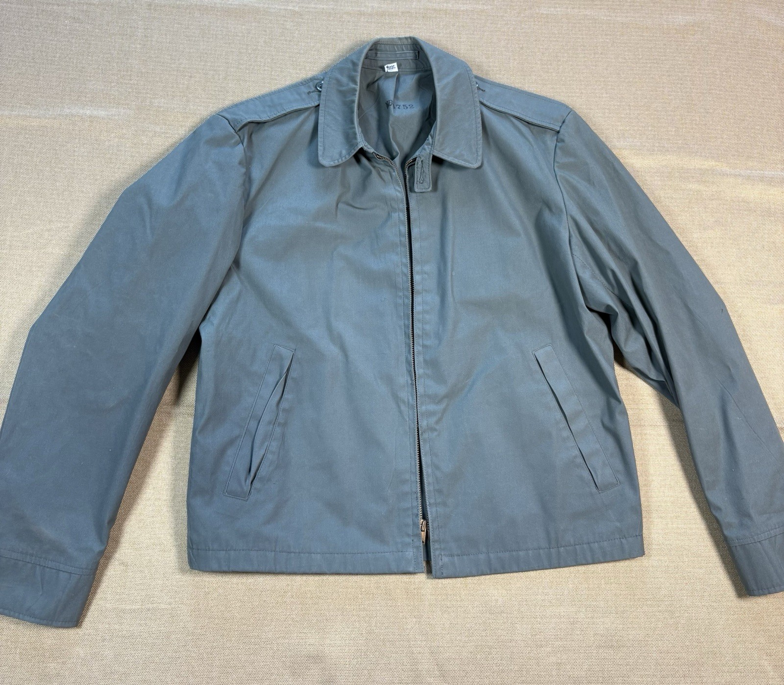 Vietnam Era US Army AG-274 Water Repellent Jacket 38R Blauer Vintage Vietnam Era US Army AG-274 Water Repellent Jacket 38R Blauer Vintage