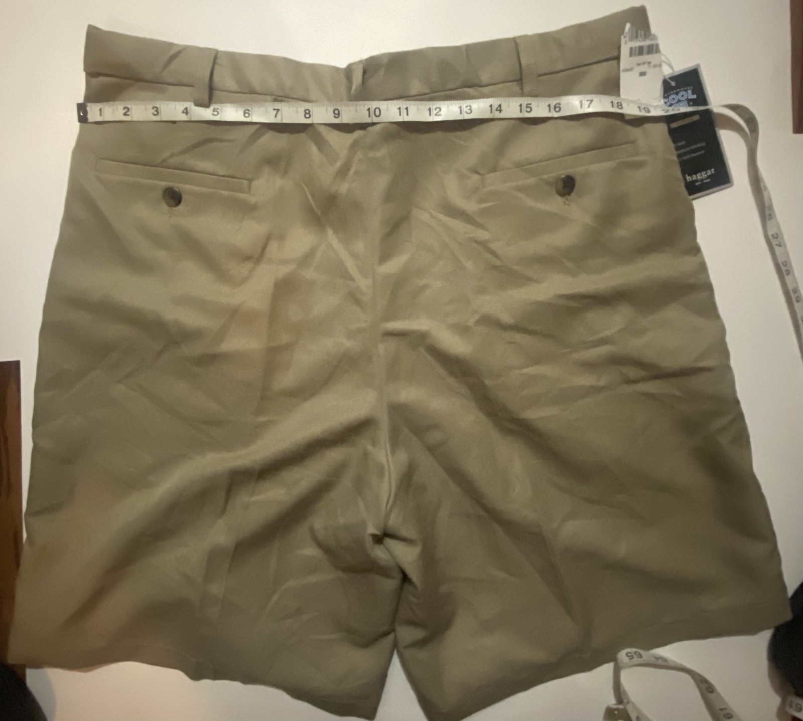 Haggar Men’s Beige Chino Shorts 38W Haggar Men’s Beige Chino Shorts 38W