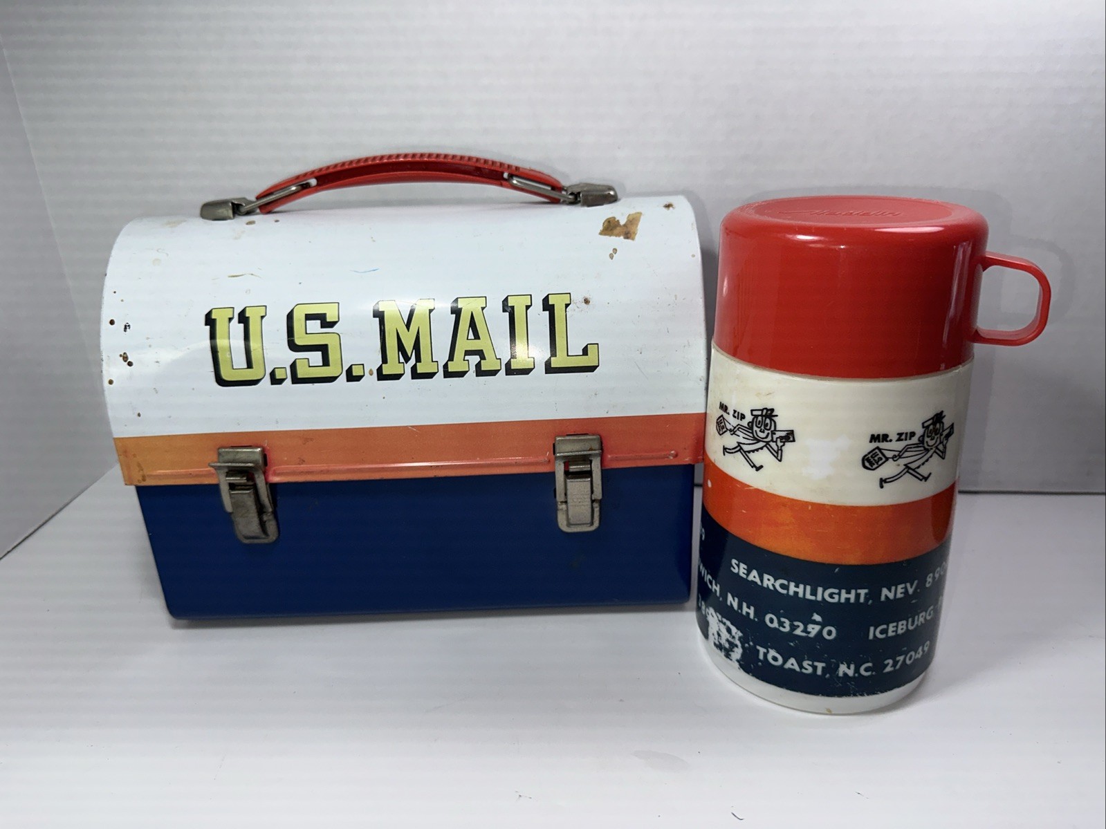 Vintage 1969 US MAIL MR ZIP Metal Dome Lunchbox Lunch Box Thermos USPS Vintage 1969 US MAIL MR ZIP Metal Dome Lunchbox Lunch Box Thermos USPS