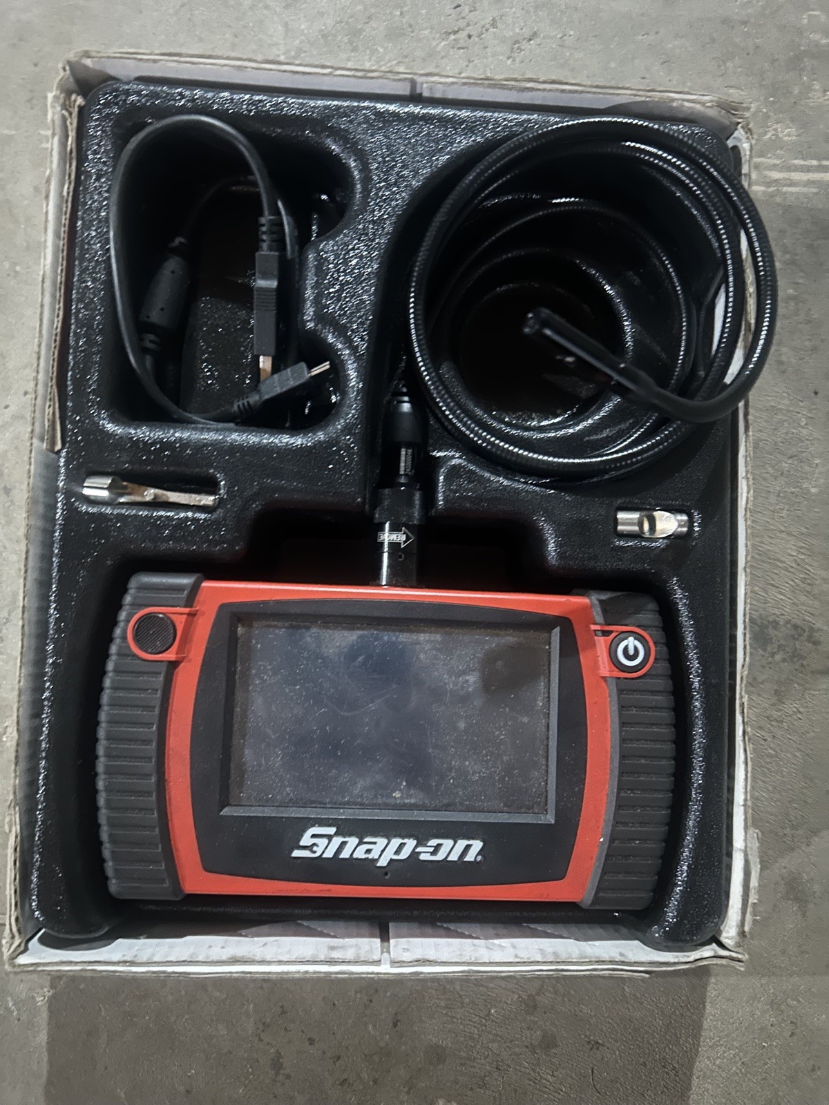 Snap-on BK5600DUAL85 Borescope Video Scope 36 Snap-on BK5600DUAL85 Borescope Video Scope 36