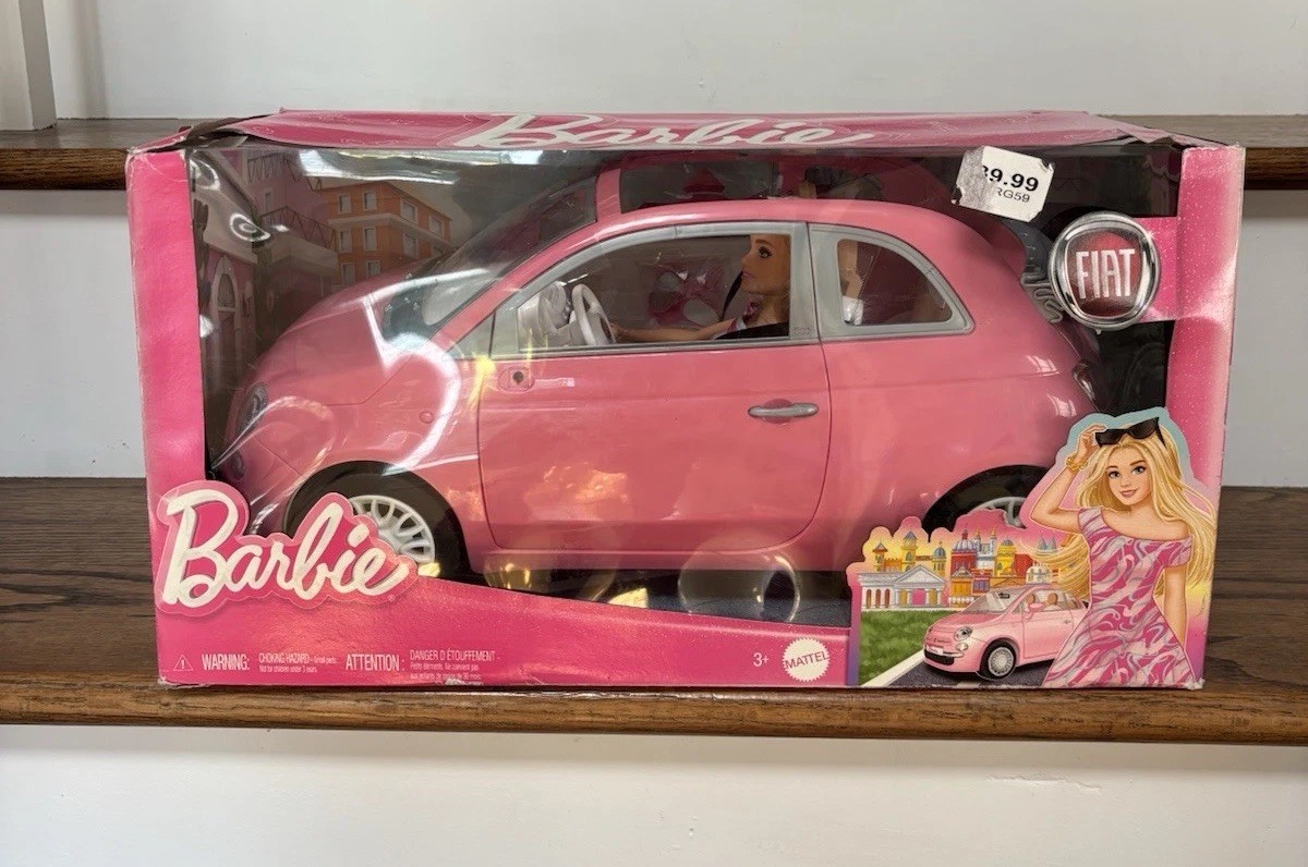 2024 Barbie Mattel Pink Fiat 500 Toy Car & Doll w/Sunglasses NIB 💥