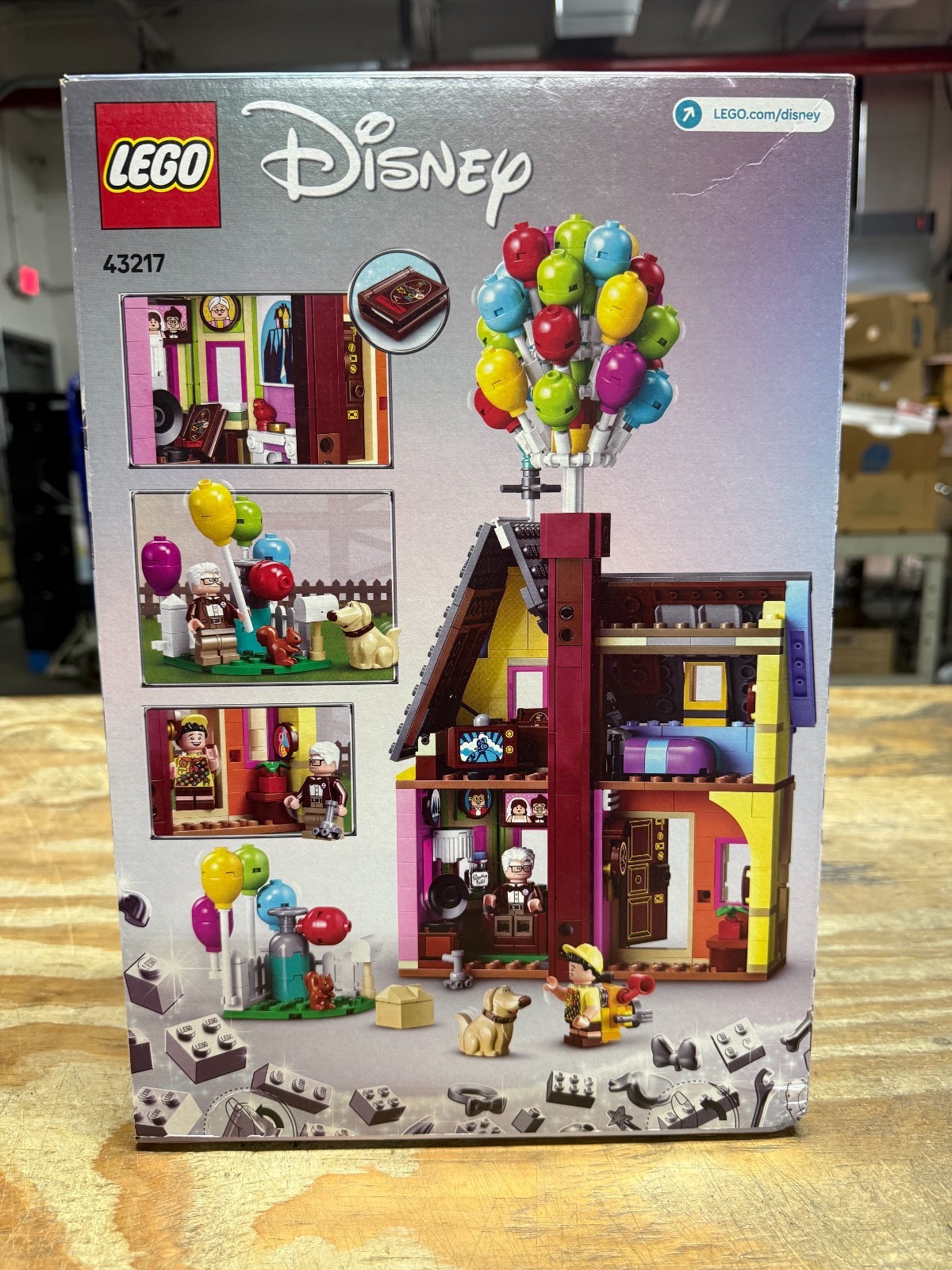 LEGO Disney and Pixar Up House (43217) - New - Slight Damage to Box LEGO Disney and Pixar Up House (43217) - New - Slight Damage to Box