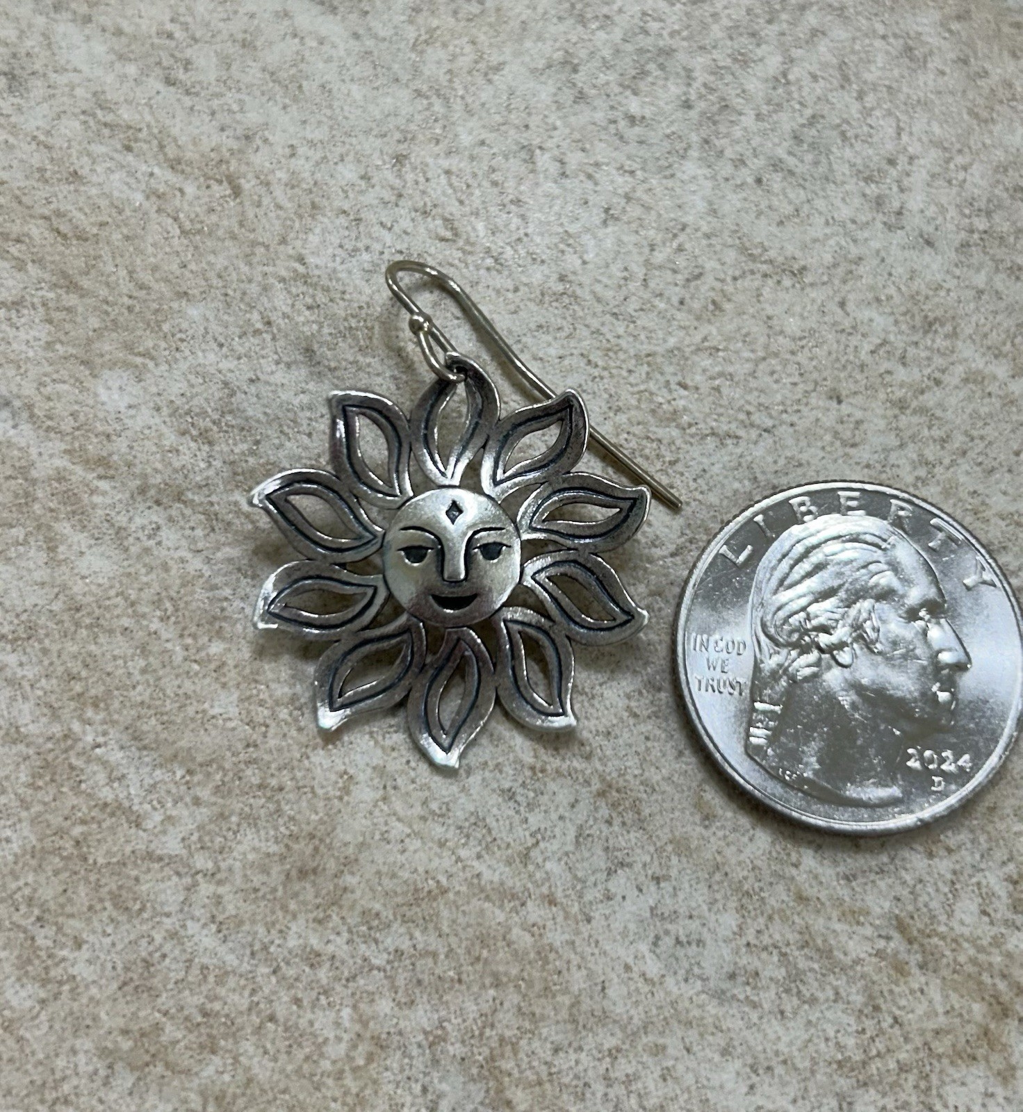 JAMES AVERY RETIRED 1 (ONE) SS YOU ARE MY SUNSHINE EARRING HOOK ON JAMES AVERY RETIRED 1 (ONE) SS YOU ARE MY SUNSHINE EARRING HOOK ON