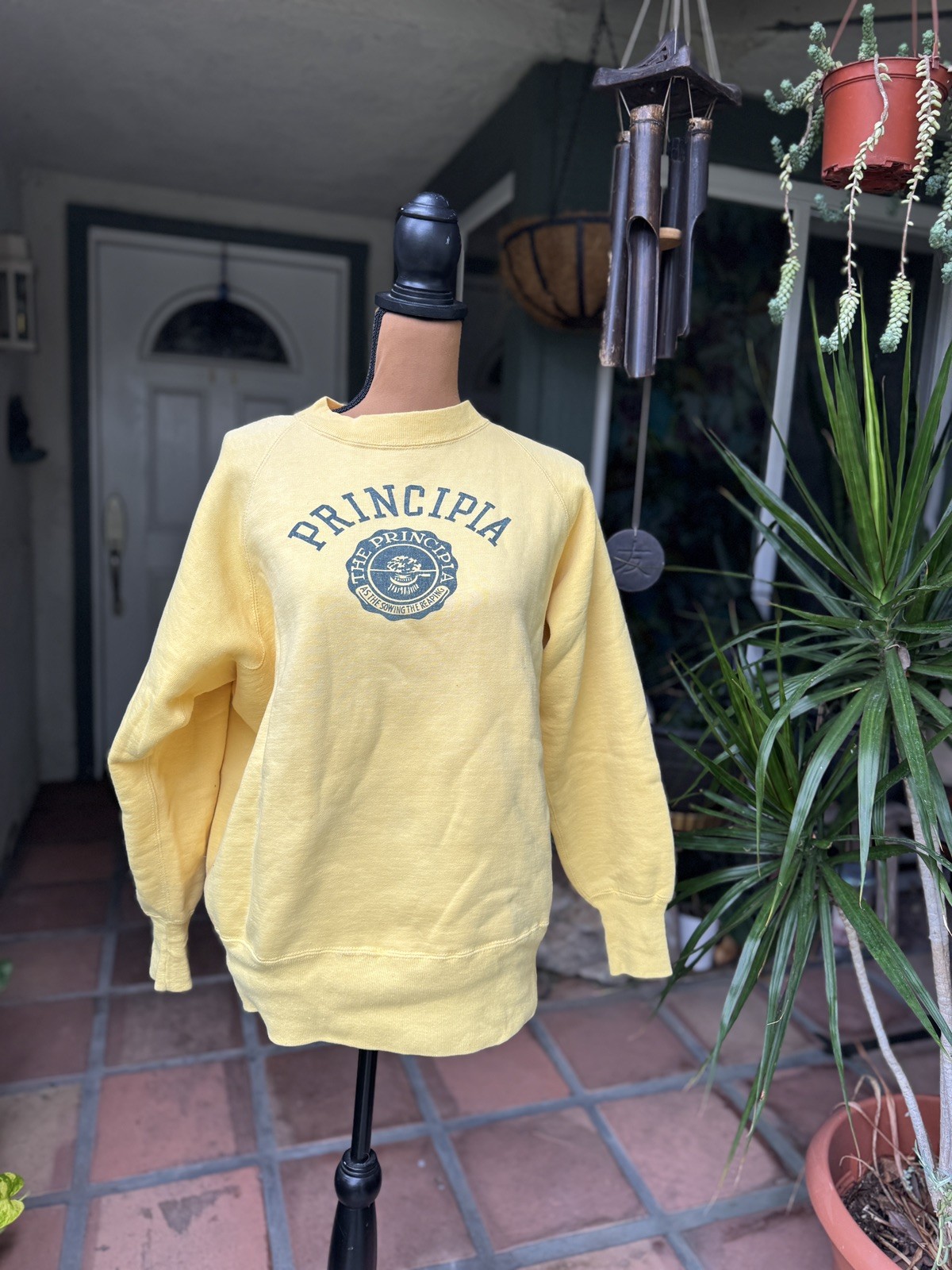 Vintage 1940s Akom Principia Pep-Shirt Yellow Crewneck Sweatshirt M/L Vintage 1940s Akom Principia Pep-Shirt Yellow Crewneck Sweatshirt M/L