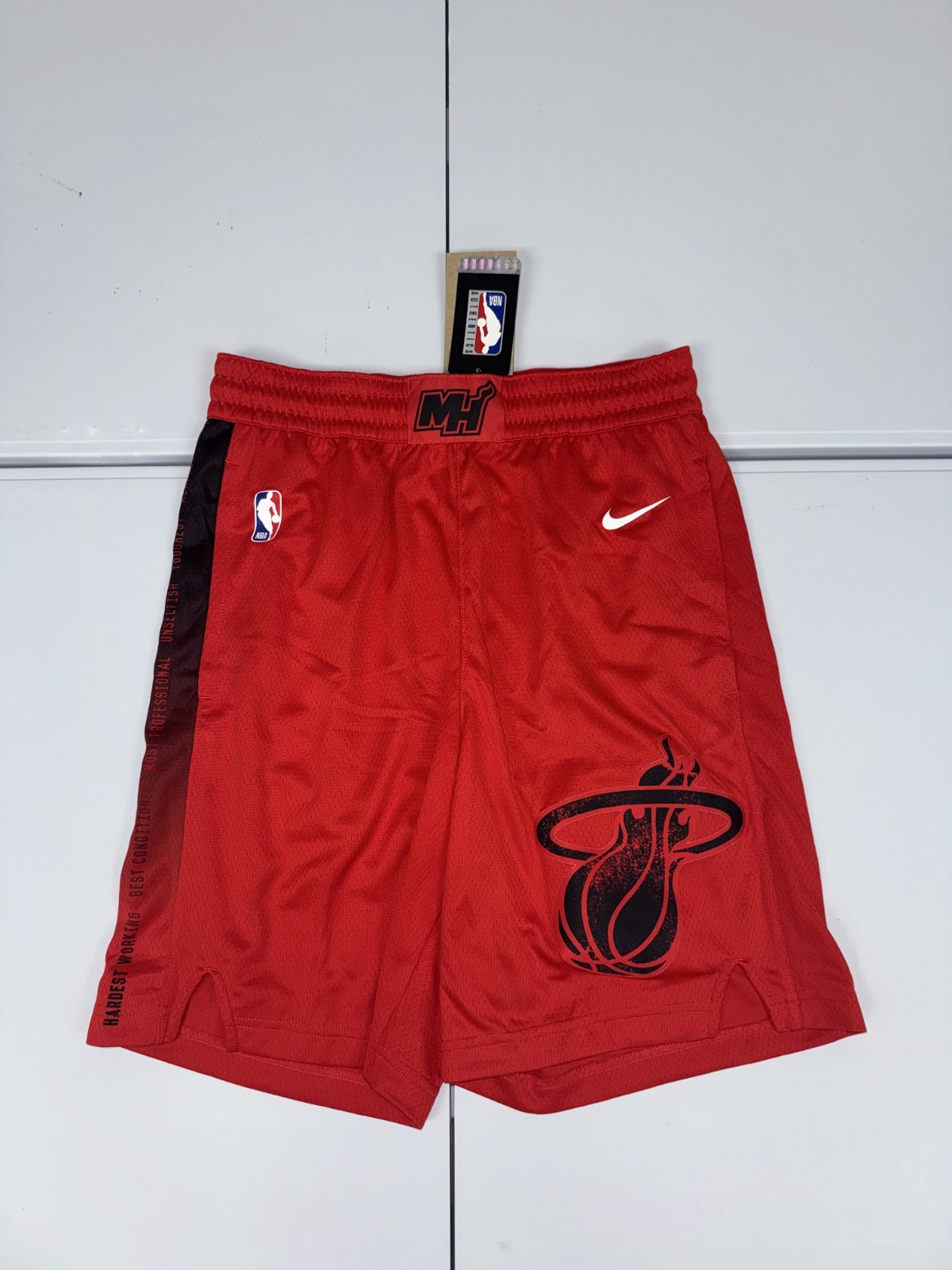 Miami Heat 2024/25 City Edition Men's Nike Dri-FIT NBA Swingman Shorts Pick Size