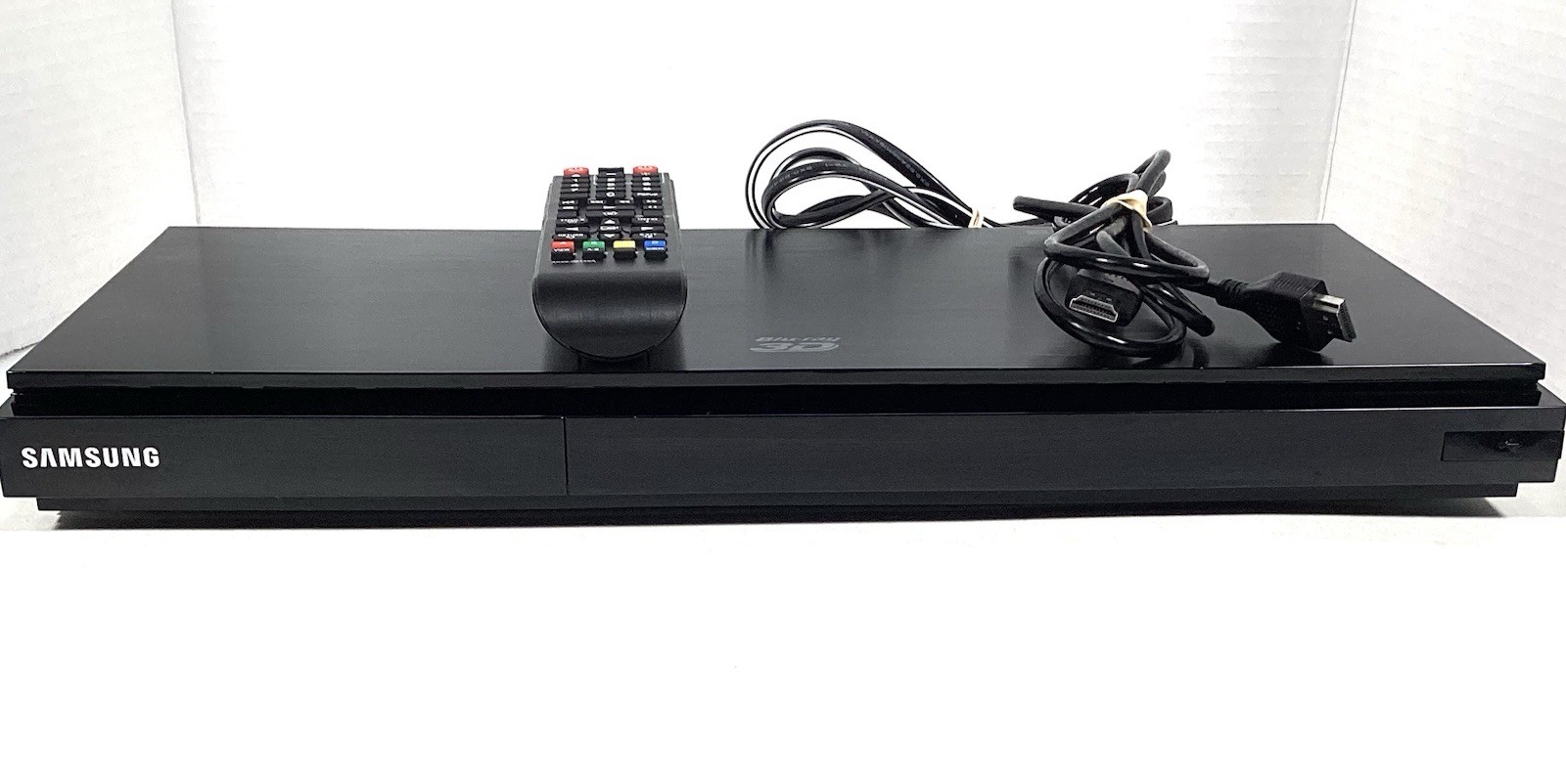 Samsung BD-D5500 3D Blu-Ray DVD Player w/Remote + HDMI Cable Tested Works Great