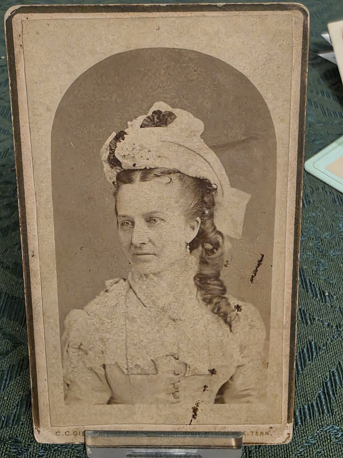 1870s CDV Carl C. Giers Nashville TN Photographer Antique Victorian Woman Photo