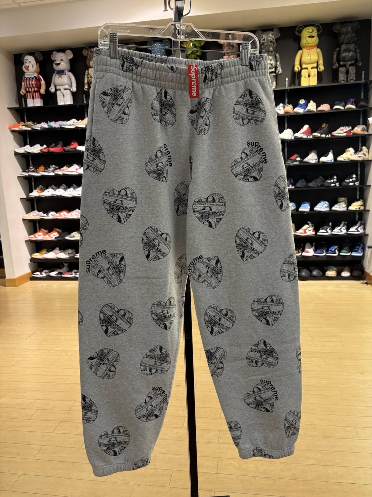 Supreme Love Cash Sweatpant Ash Grey Size Medium Supreme Love Cash Sweatpant Ash Grey Size Medium