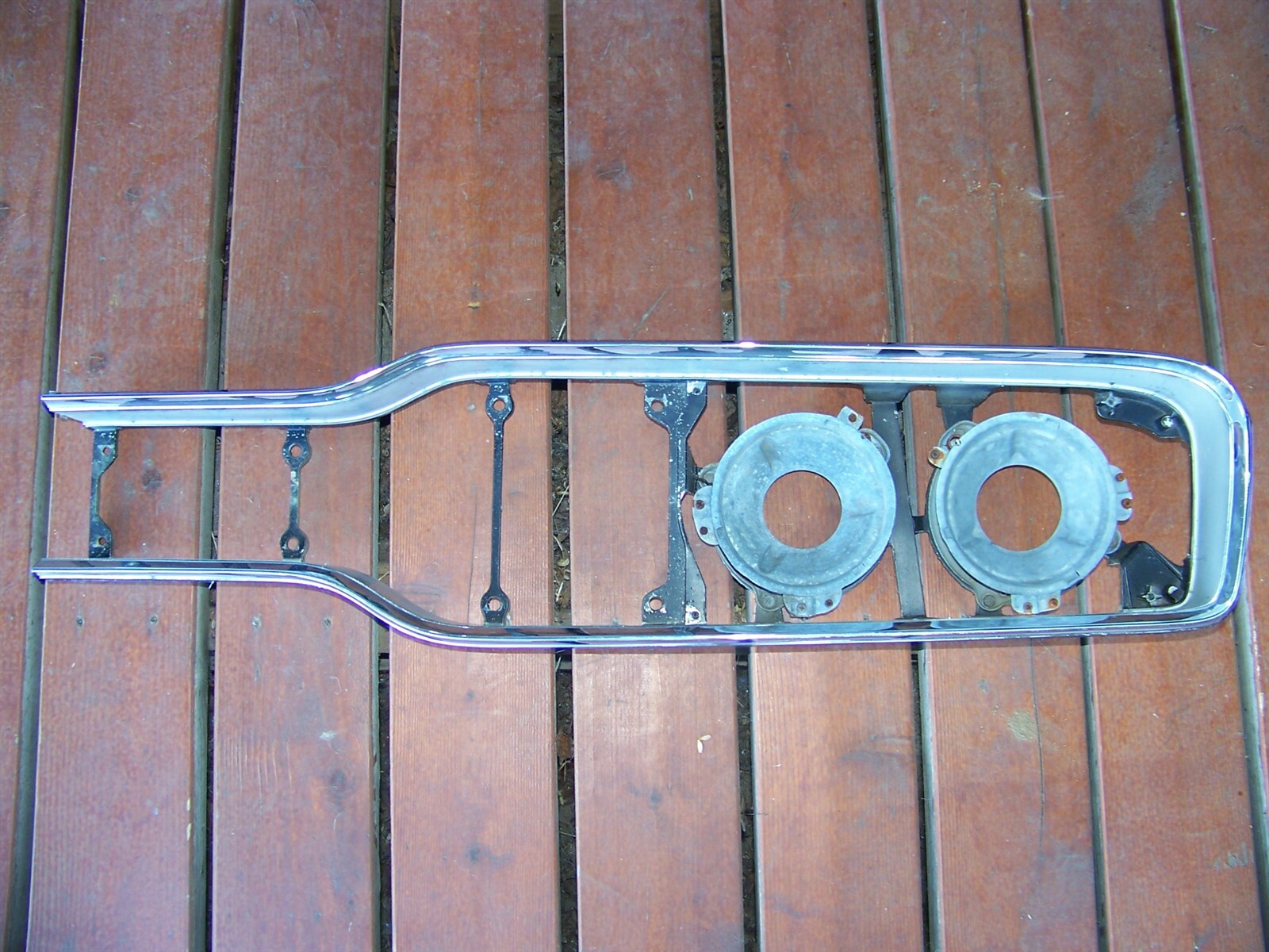 1966 DODGE POLARA MONACO DS GRILL SURROUND / HEADLIGHT BEZEL ASSY OEM #2578298 1966 DODGE POLARA MONACO DS GRILL SURROUND / HEADLIGHT BEZEL ASSY OEM #2578298