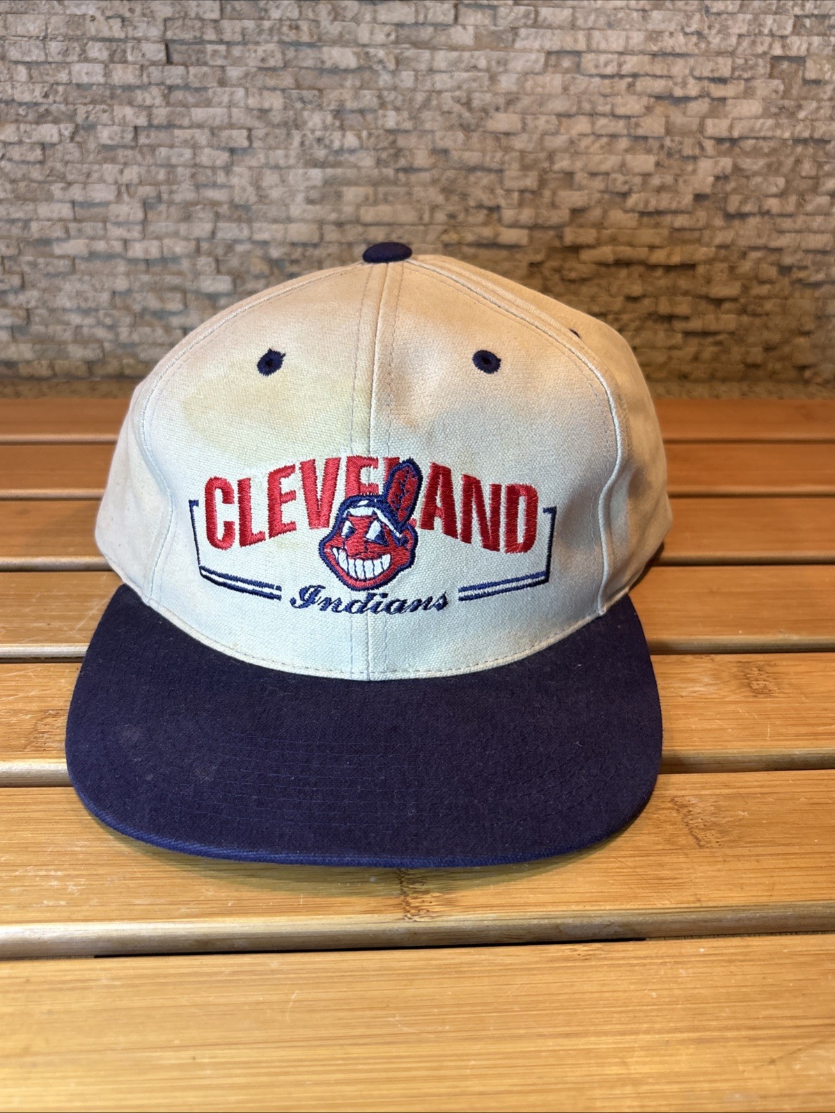Vintage Cleveland Indians Hat Cap Snapback Chief Wahoo Baseball MLB Signatures Vintage Cleveland Indians Hat Cap Snapback Chief Wahoo Baseball MLB Signatures