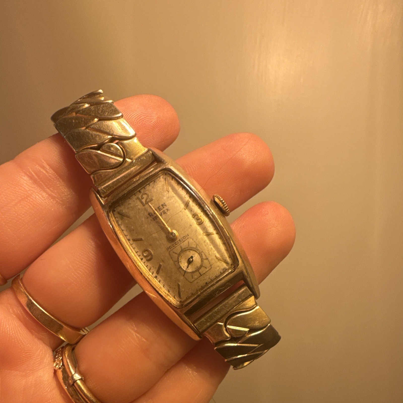 Gruen Precision Women’s Vintage 1940s Rectangle Gold Filled 17J Watch Bracelet Gruen Precision Women’s Vintage 1940s Rectangle Gold Filled 17J Watch Bracelet