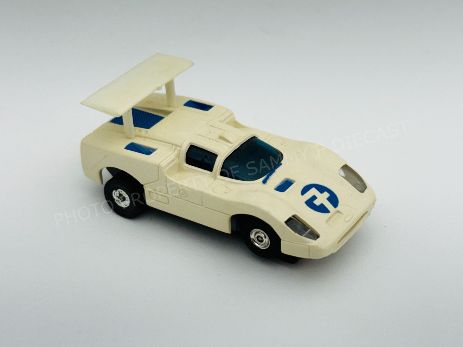 Aurora Thunderjet Tjet CHAPARRAL 2F -  Tuff Ones White Blue HO Slot Car #1476