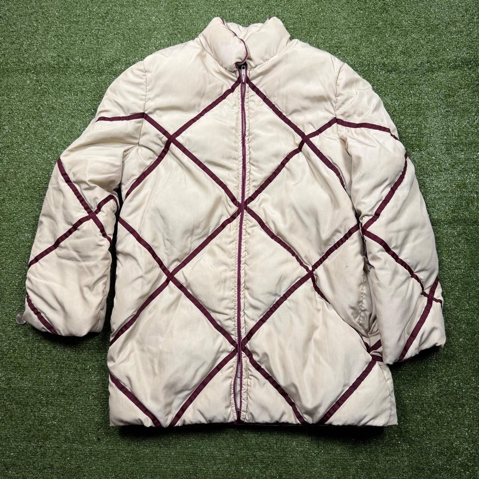 Vintage 80s/90s Puffer Jacket Cream Quilted Burgundy Trim