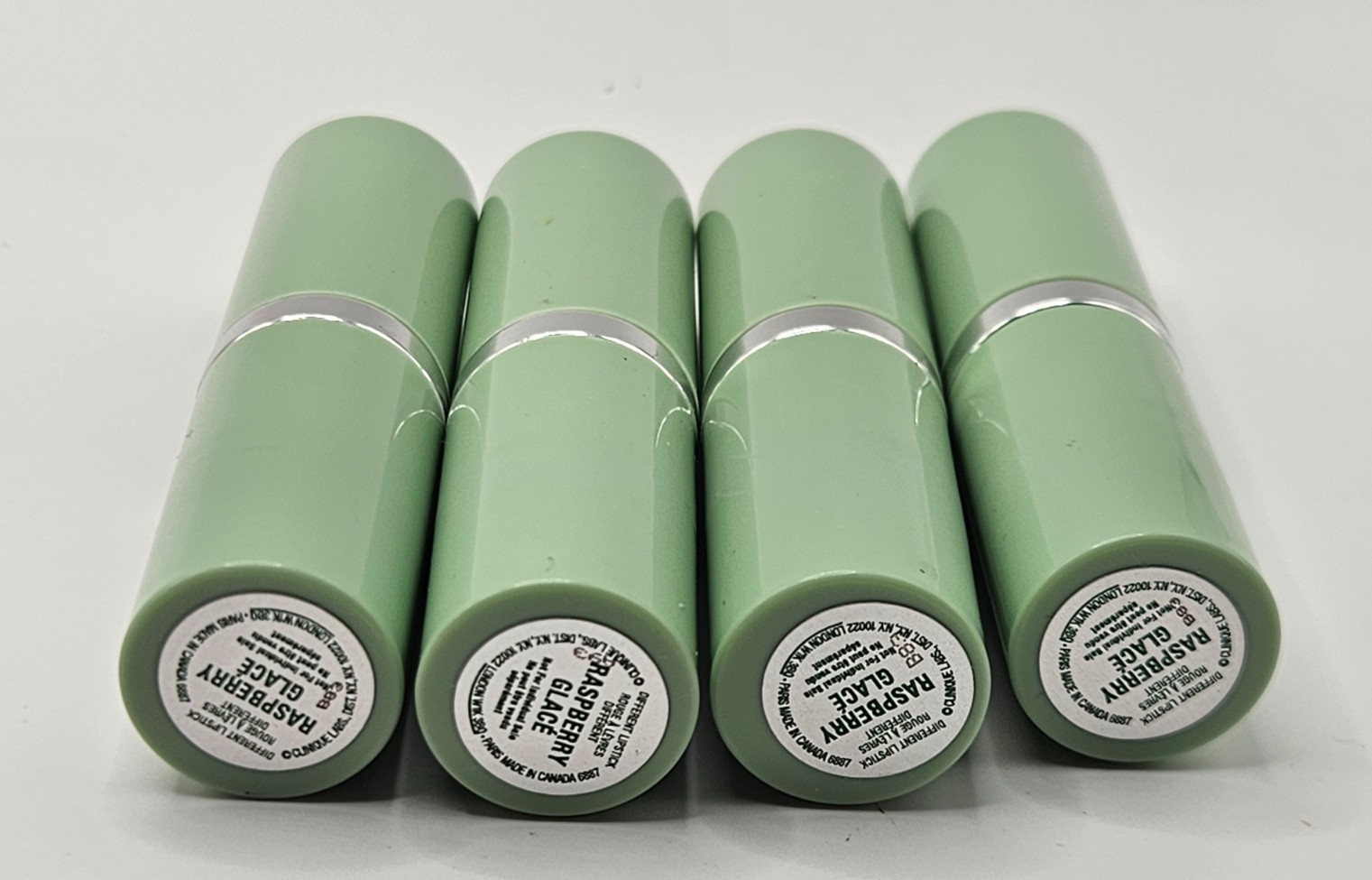 4 Clinique Different Lipstick Raspberry Glace Full Size Discontinued NEW 4 Clinique Different Lipstick Raspberry Glace Full Size Discontinued NEW