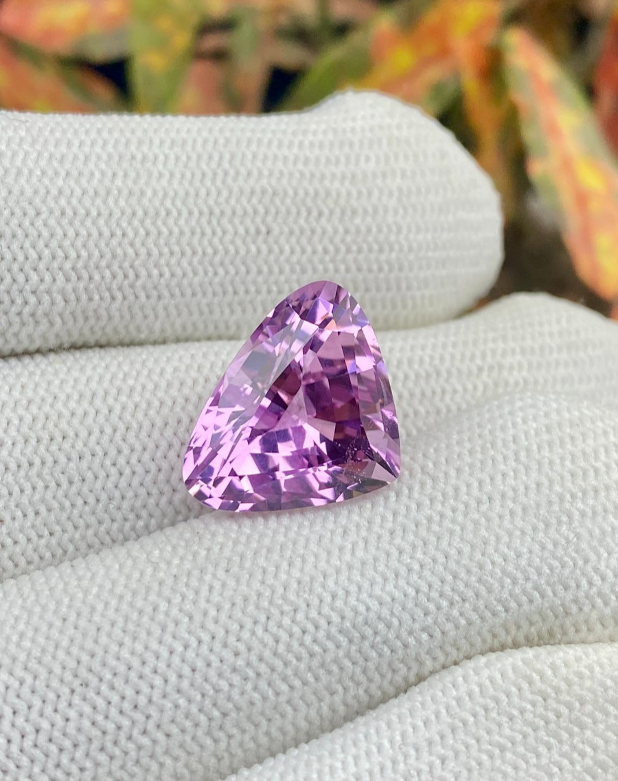 14.15 Ct Natural Pink Kunzite Heart Certified Loose Gemstone - AAA+ Natural 14.15 Ct Natural Pink Kunzite Heart Certified Loose Gemstone - AAA+ Natural
