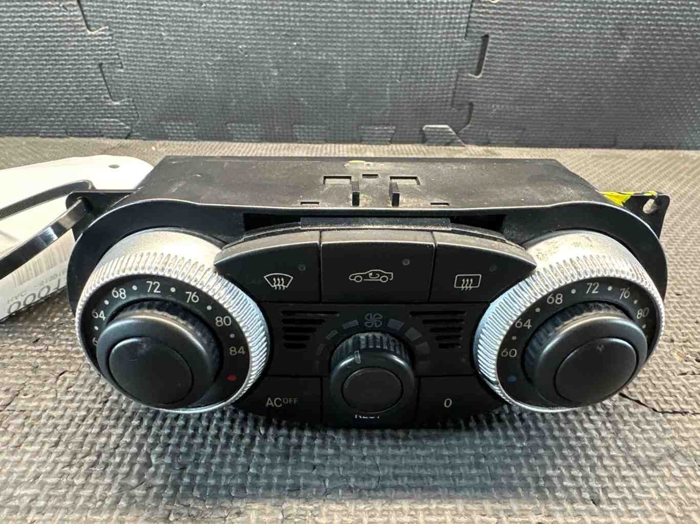 03-06 MERCEDES S-CLASS HEATER A/C CLIMATE CONTROL DAMAGED TABS 2308300285