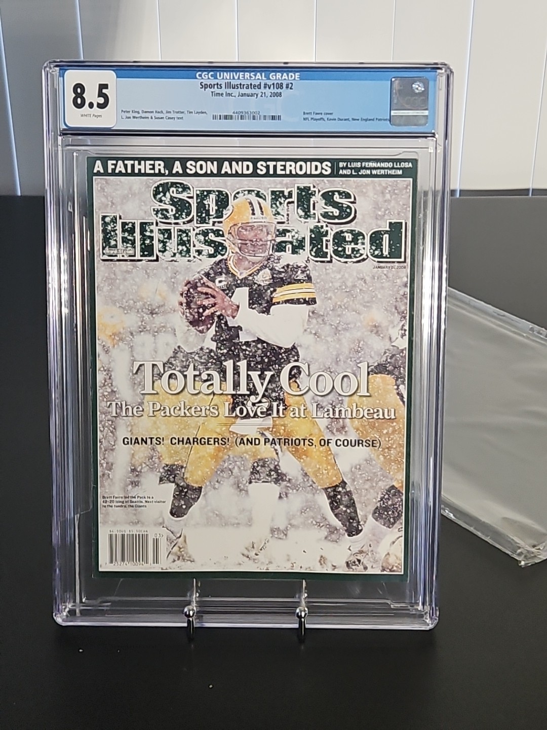 Brett Favre Sports illustrated magazine newstand January 21, 2008 CGC 8.5