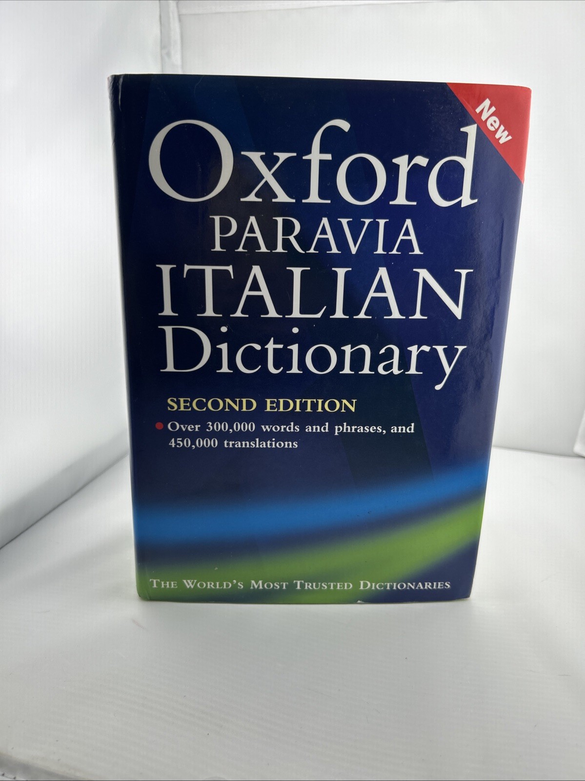 Oxford-Paravia Italian Dictionary Binding detached, stable overall.