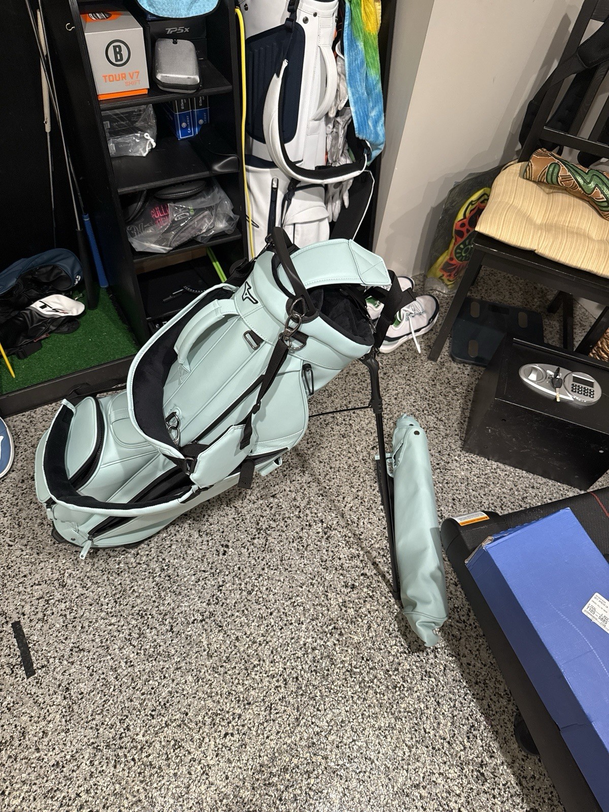 Brand New 2026 Mizuno Pro Stand Bag Tiffany Blue. Priced To Move