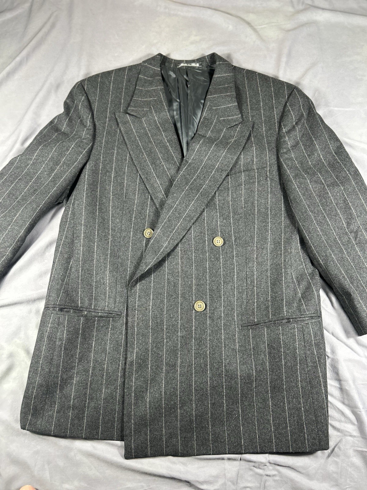 Giorgio Armani Men’s 80s Style Cashmere Pinstripe Double-Breasted Blazer 42R