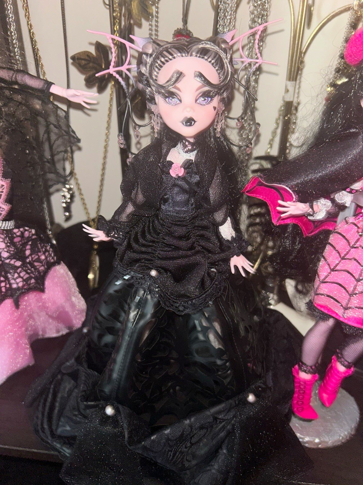 Monster high vampire heart draculaura doll Monster high vampire heart draculaura doll