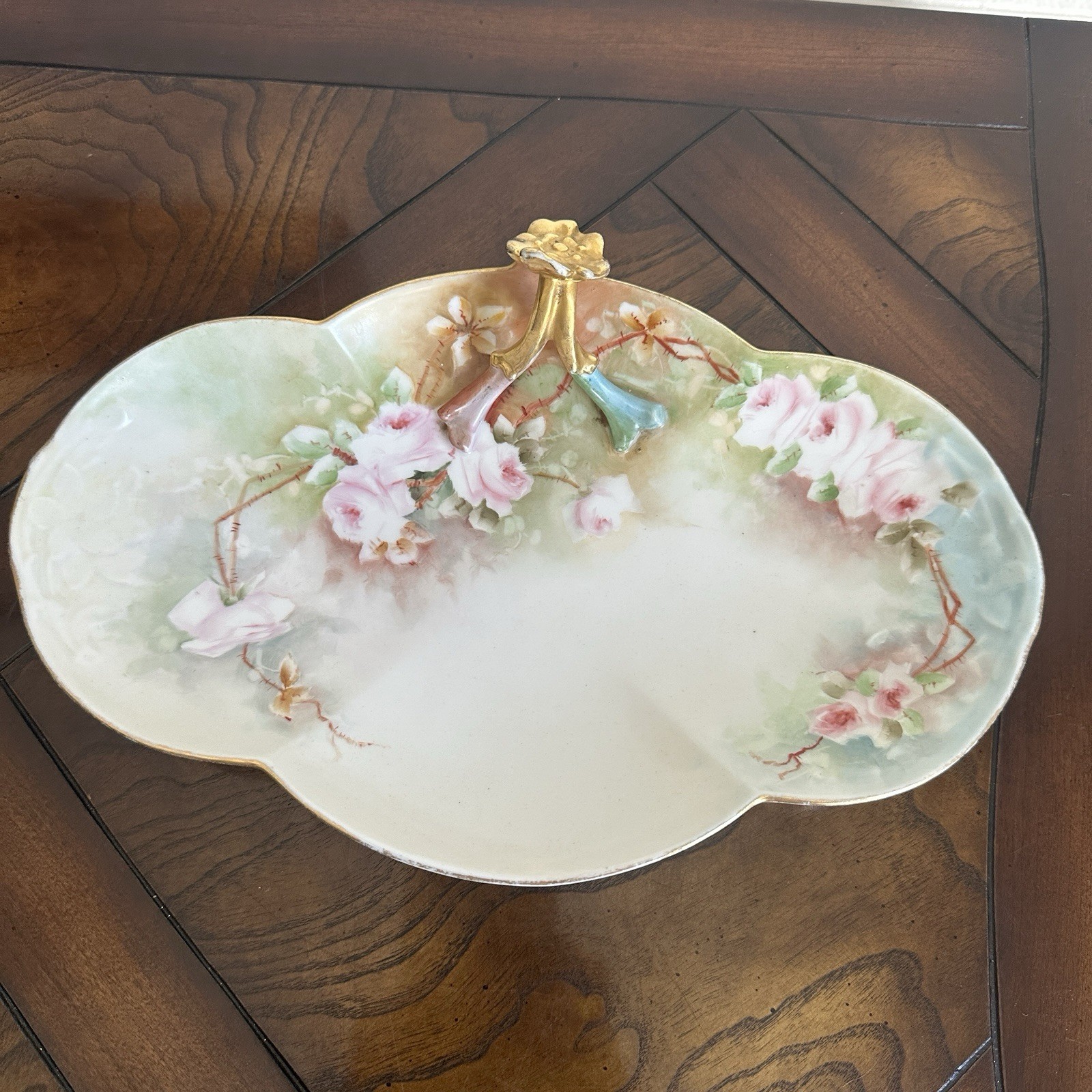 Antique Limoges WG Guerin Signed Serving Tray 10.5 Inch Gold Pink Roses France Antique Limoges WG Guerin Signed Serving Tray 10.5 Inch Gold Pink Roses France