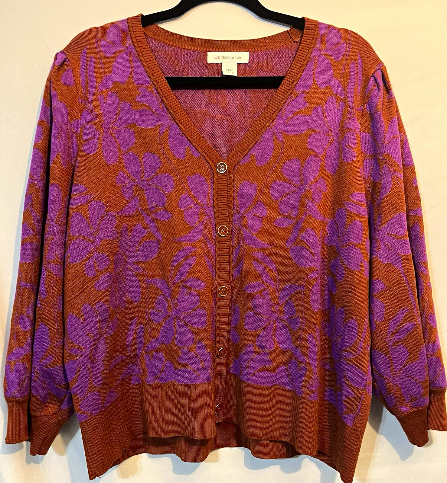 Liz Claiborne Women Petite P2XL Brown Purple Floral Knit Button V-Neck Cardigan Liz Claiborne Women Petite P2XL Brown Purple Floral Knit Button V-Neck Cardigan