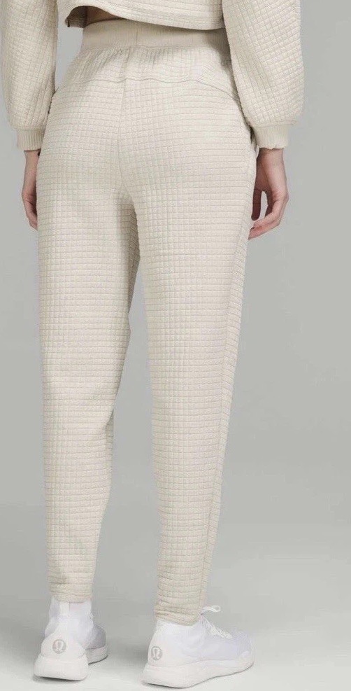 Lululemon Joggers Lab Textured Grid HR 28’’ Waffle Pants Size 6 Women’s Jogger Lululemon Joggers Lab Textured Grid HR 28’’ Waffle Pants Size 6 Women’s Jogger