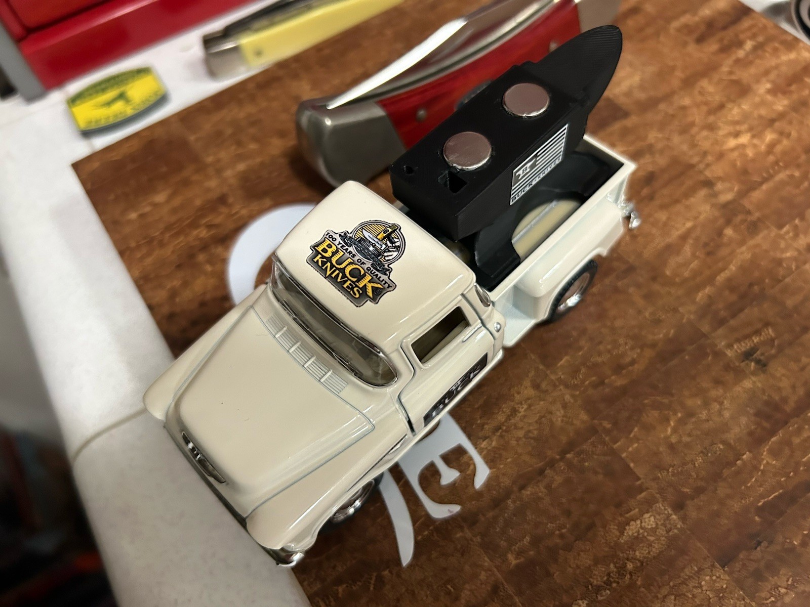 BUCK USA Chevy Truck And Anvil Display With Magnets No Knife BUCK USA Chevy Truck And Anvil Display With Magnets No Knife