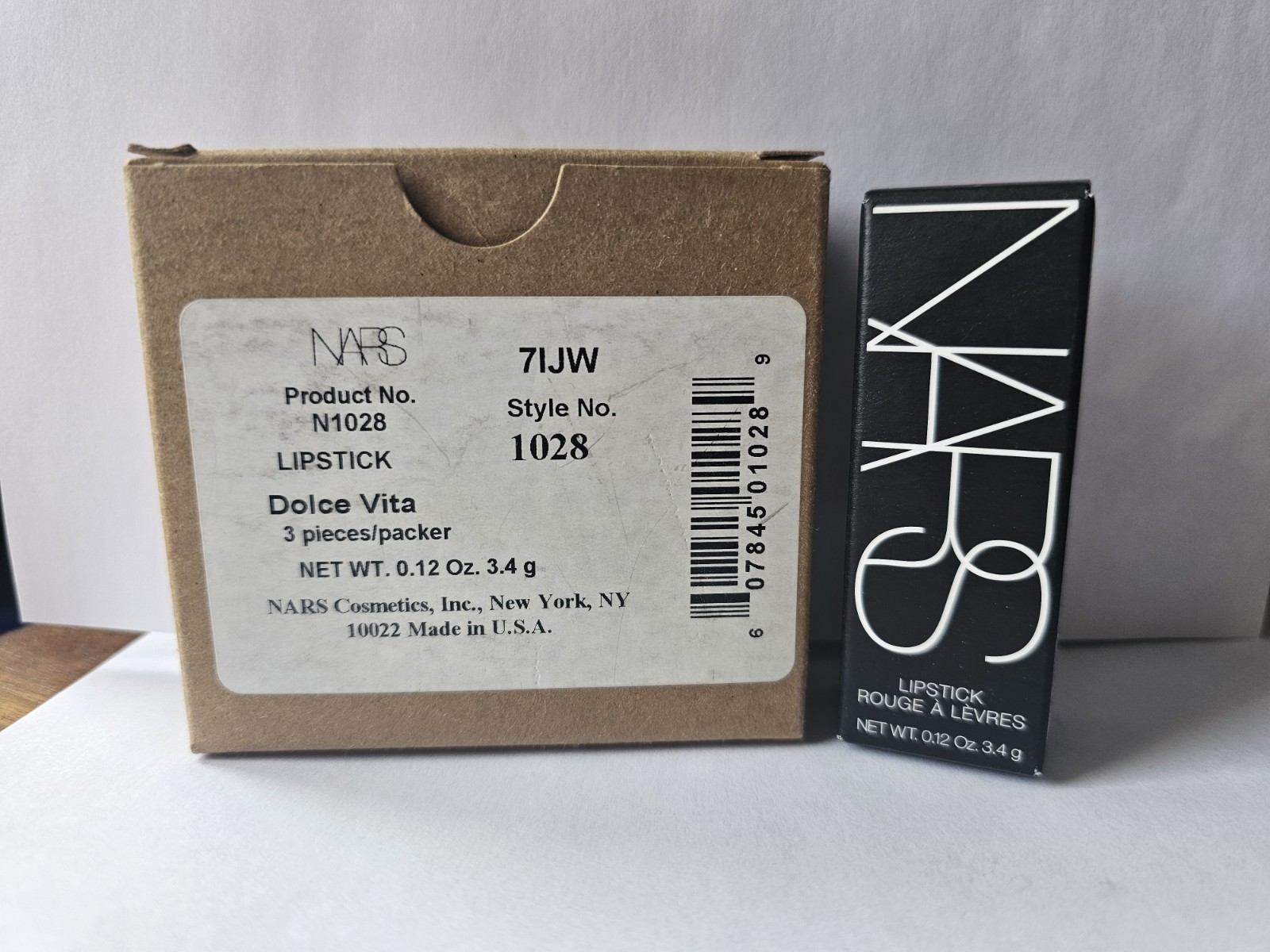 Nars Sheer Lipstick DOLCE VITA 1028 - Full Size 0.12 Oz. / 3.5 g New With Box Nars Sheer Lipstick DOLCE VITA 1028 - Full Size 0.12 Oz. / 3.5 g New With Box