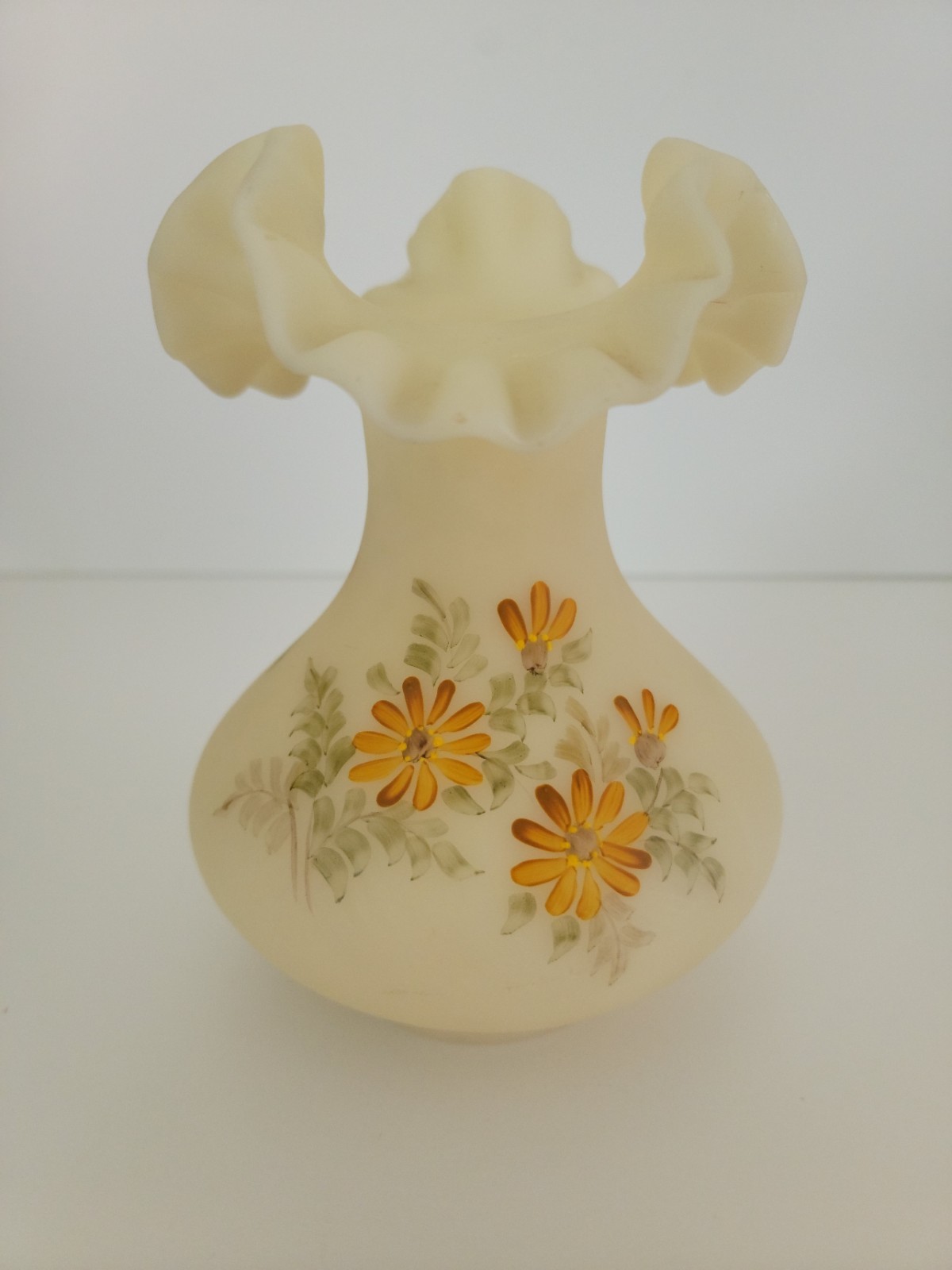 Fenton Daisies Custard Glass Ruffled Vase Signed by Artist 7\ Fenton Daisies Custard Glass Ruffled Vase Signed by Artist 7\