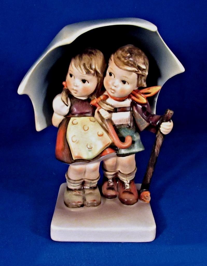 Vintage M J / M I Hummel STORMY WEATHER #71 GOEBEL® 6