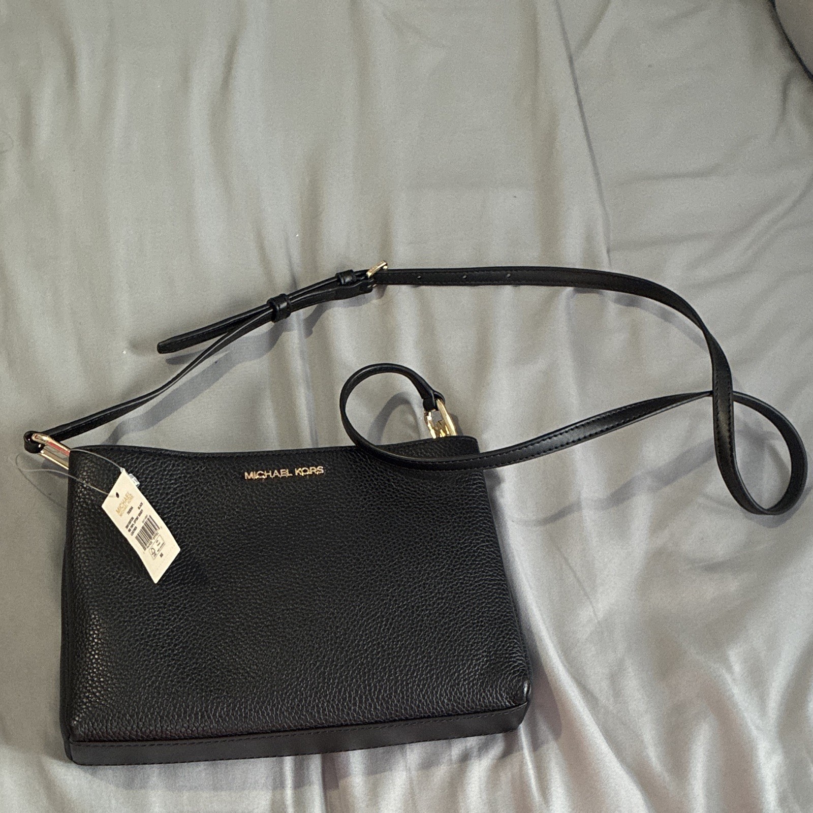 Michael Kors Women\'s Black Pebbled Crossbody Bag Gold Hardware Detachable Strap