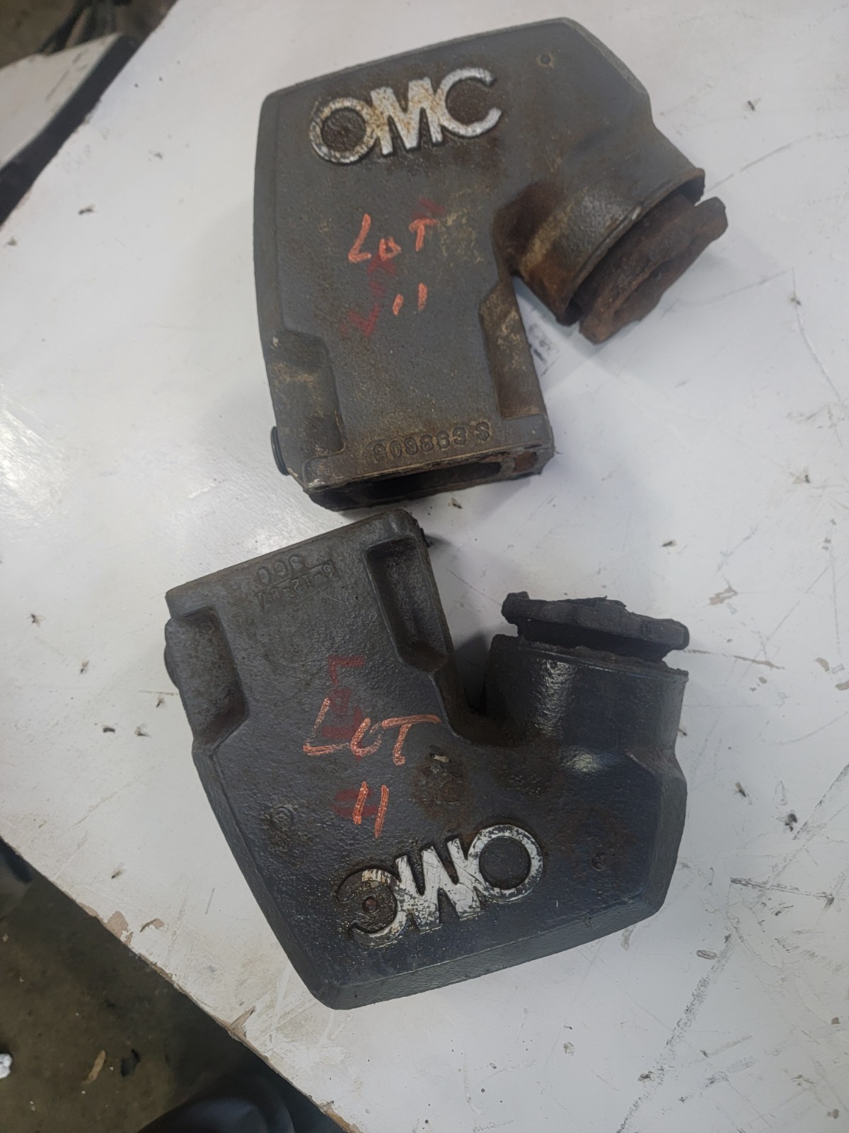 OMC Cobra stringer exhaust elbow risers pair GM Lot 11