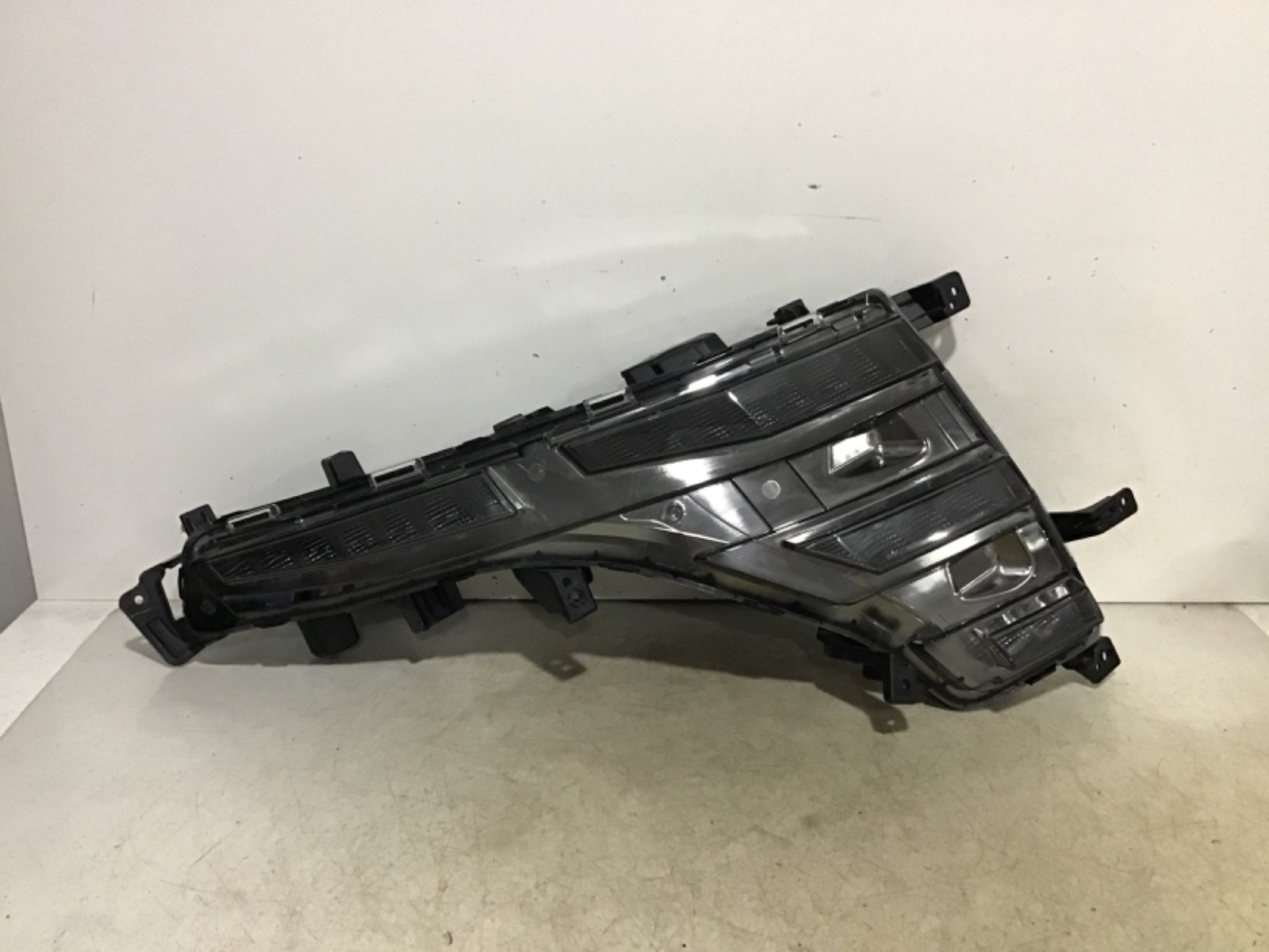 2021 2022 2023 HYUNDAI SANTA CRUZ RH DRL DAYTIME RUNNING LIGHT OEM P/N 92208-K50