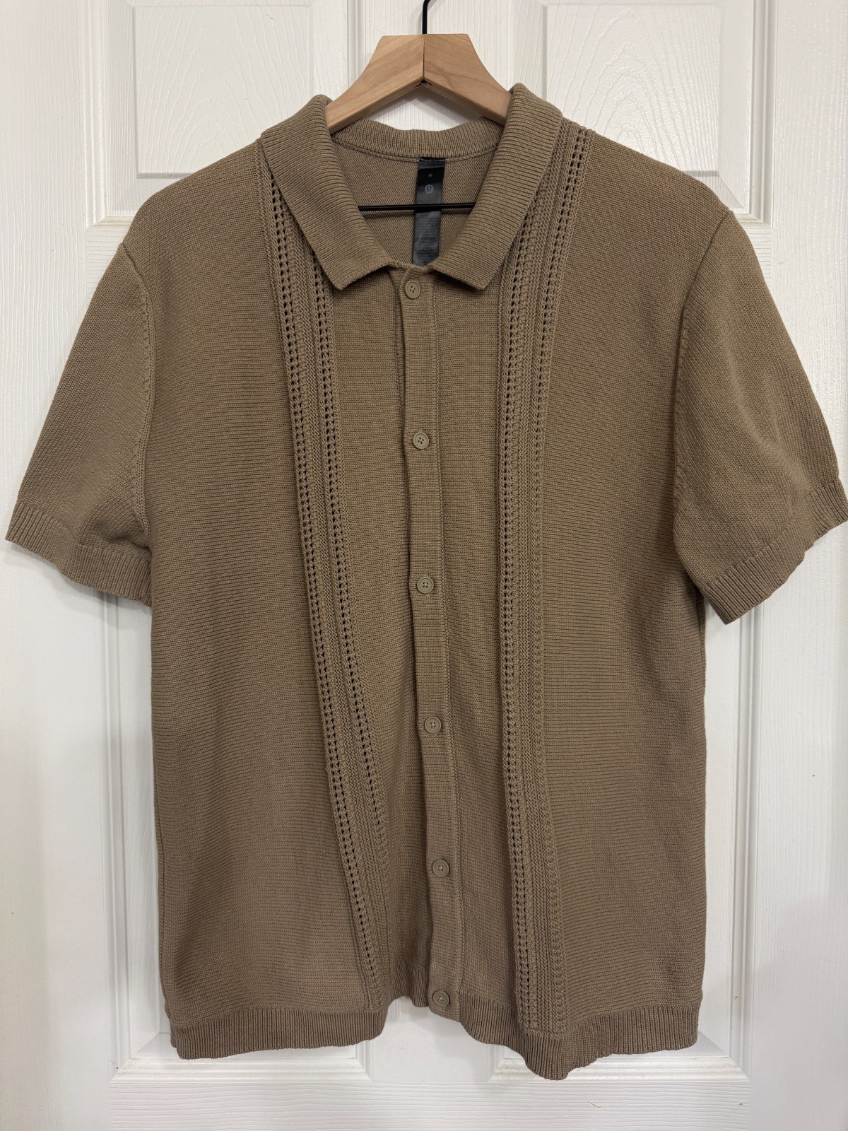 Lululemon Men\'s Cotton Blend Open Knit Button Up Shirt Pima Size M Taupe