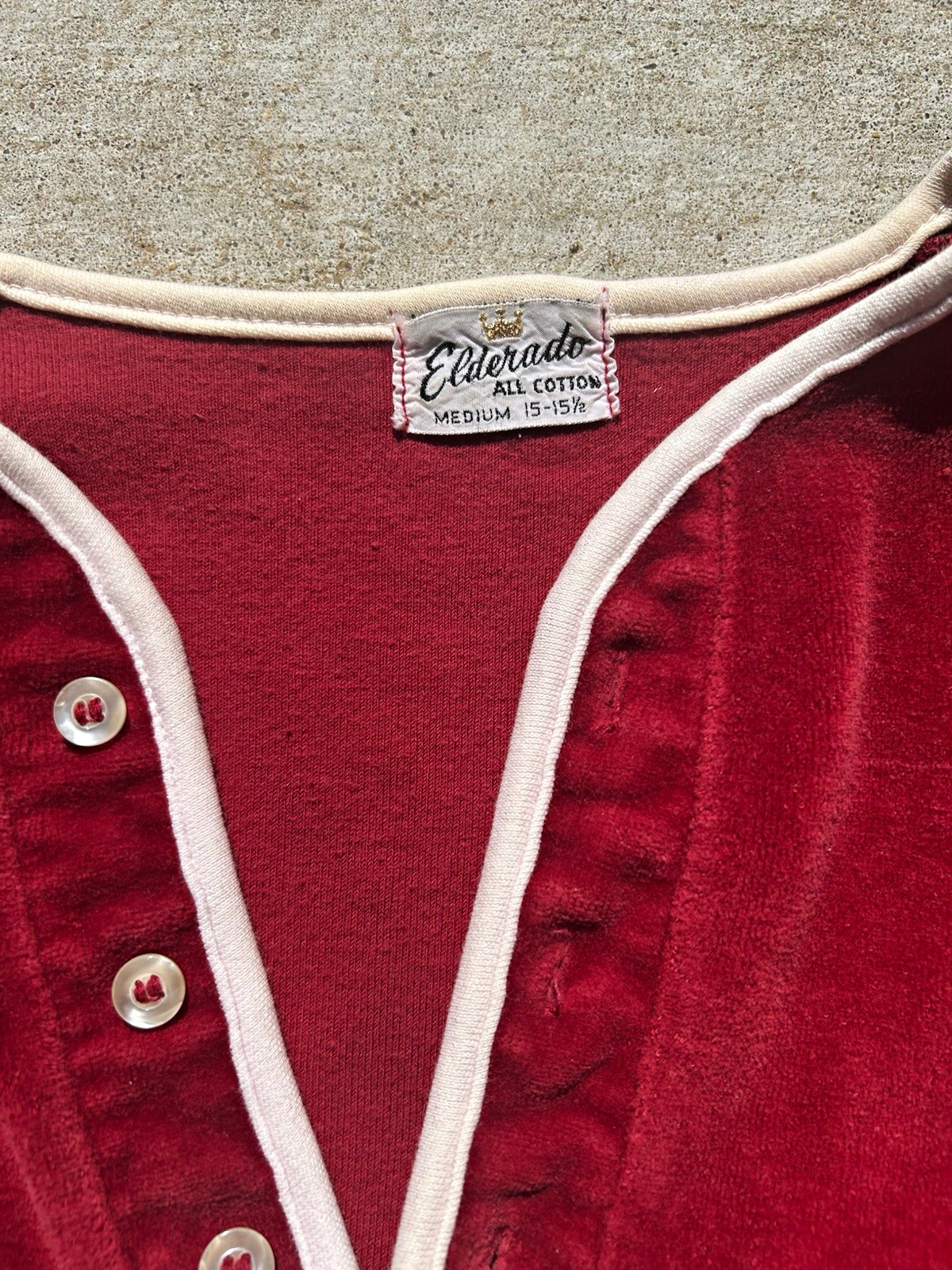 Vintage 50s Elderado Men’s Red Cotton Knit Henley T-Shirt Short Sleeve Button M Vintage 50s Elderado Men’s Red Cotton Knit Henley T-Shirt Short Sleeve Button M